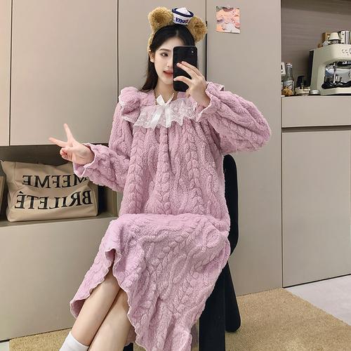 提花长毛绒睡衣女网络爆版冬季新款公主风ins长袖中长睡裙家居服